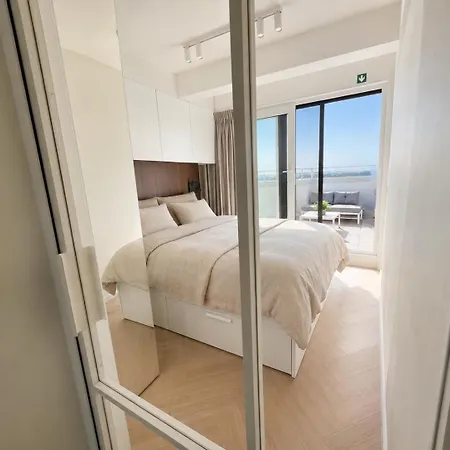 Seascape Penthouse Ii - Modern Ingericht Met Panoramisch Zeezicht En 2 Ruime Zonneterrassen Appartamento Blankenberge